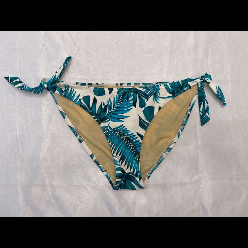 Tie side swim bottoms.